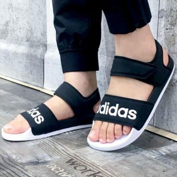 adidas F35416 Unisex Men's Sz 12 Women's Sz 13 Black/White Adilette Sandal - Picture 4 of 4